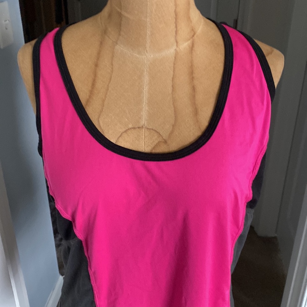 Xersion top - Picture 2 of 8